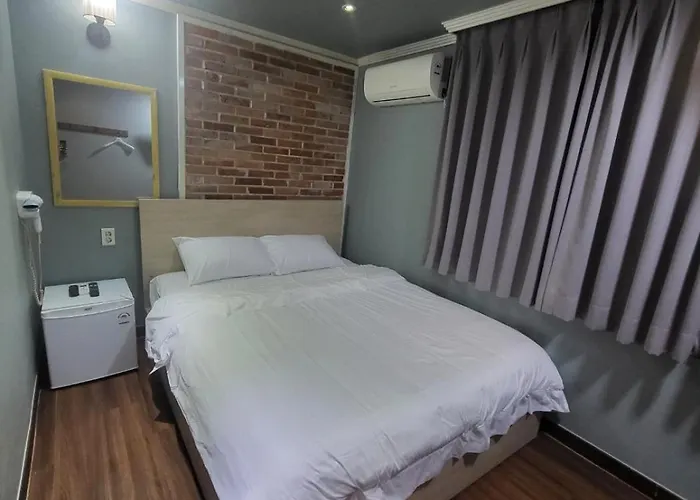 Motel Suyu Station *